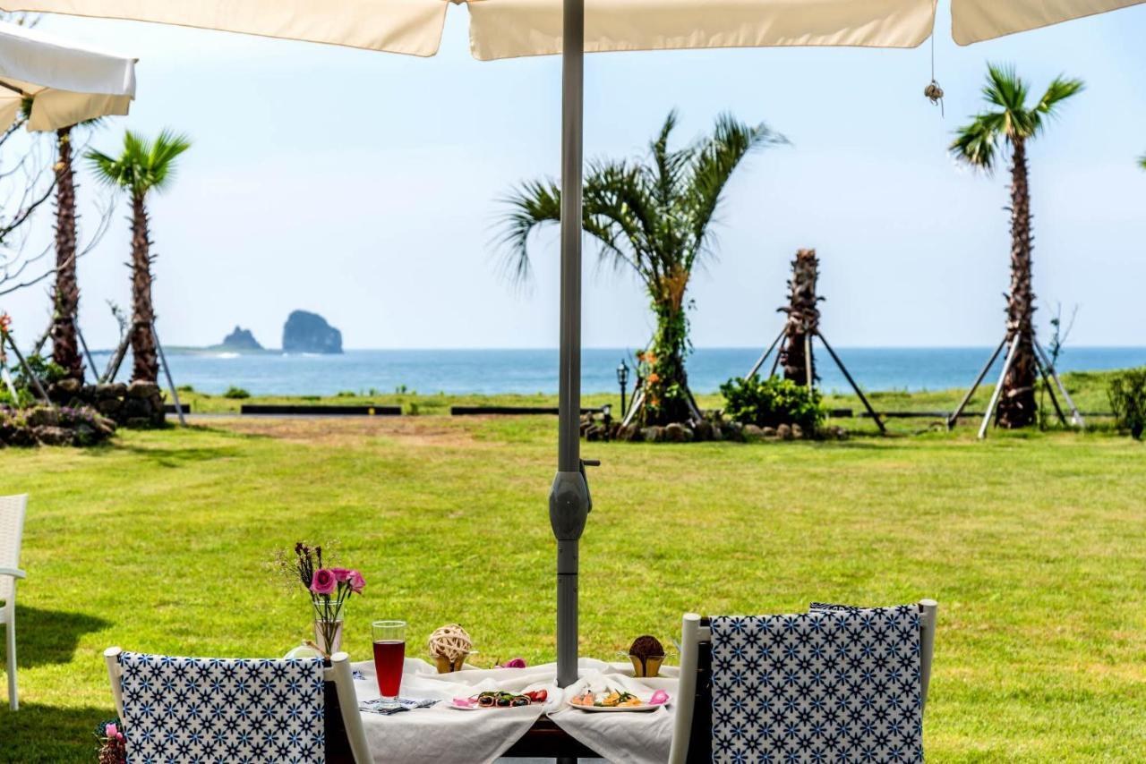 Sun And Moon Resort Seogwipo Exterior photo
